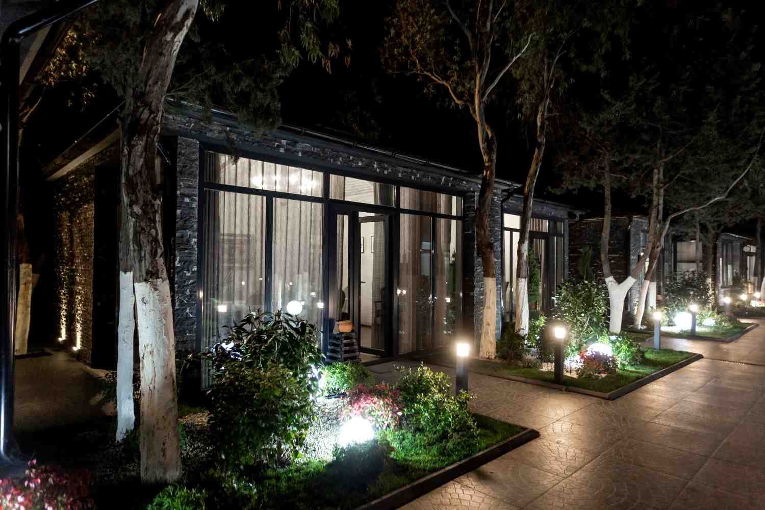 What types of outdoor lighting products are offered by the LED Garden Lighting Manufacturer in Noida at Xenus Global India?